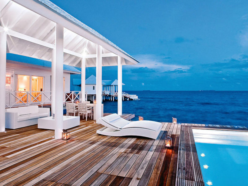 Diamonds Thudufushi