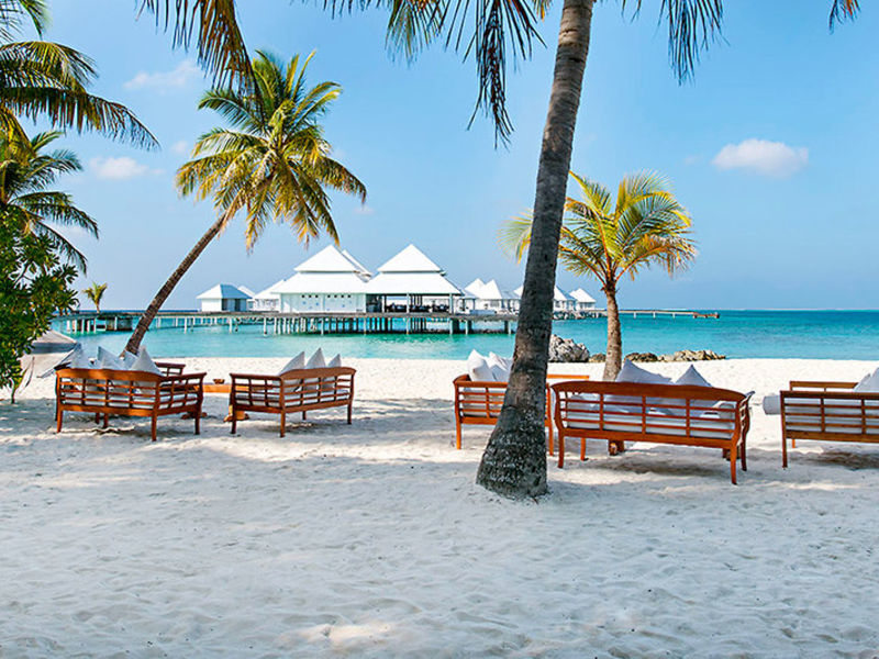 Diamonds Thudufushi