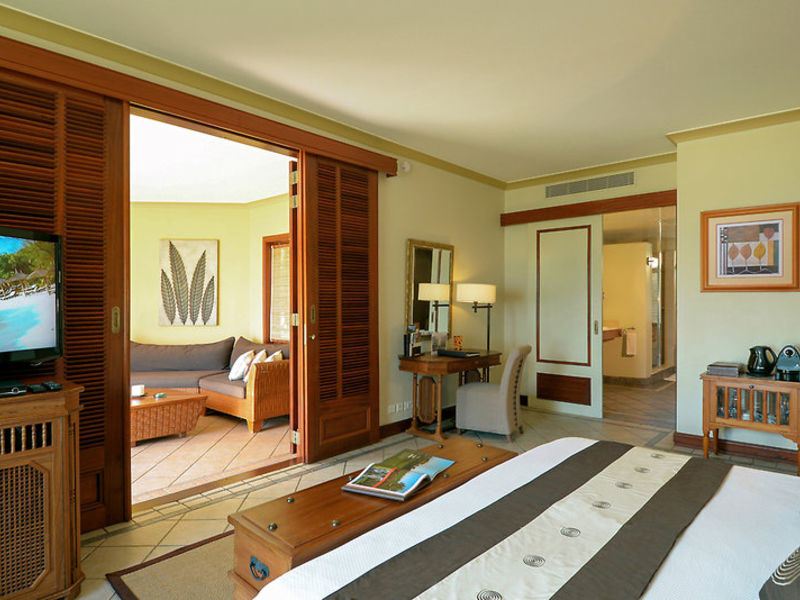 Dinarobin Beachcomber Rs. & Spa