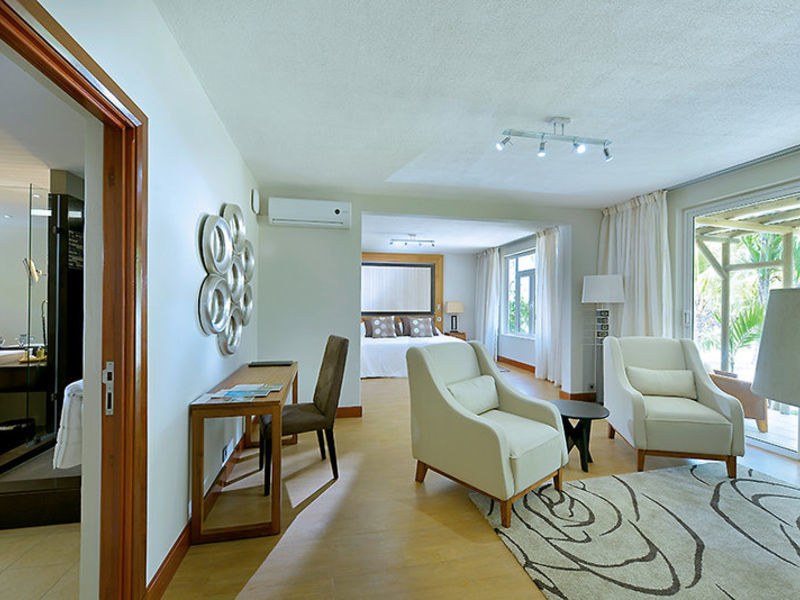 Dinarobin Beachcomber Rs. & Spa