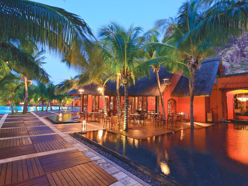 Dinarobin Honeymoon