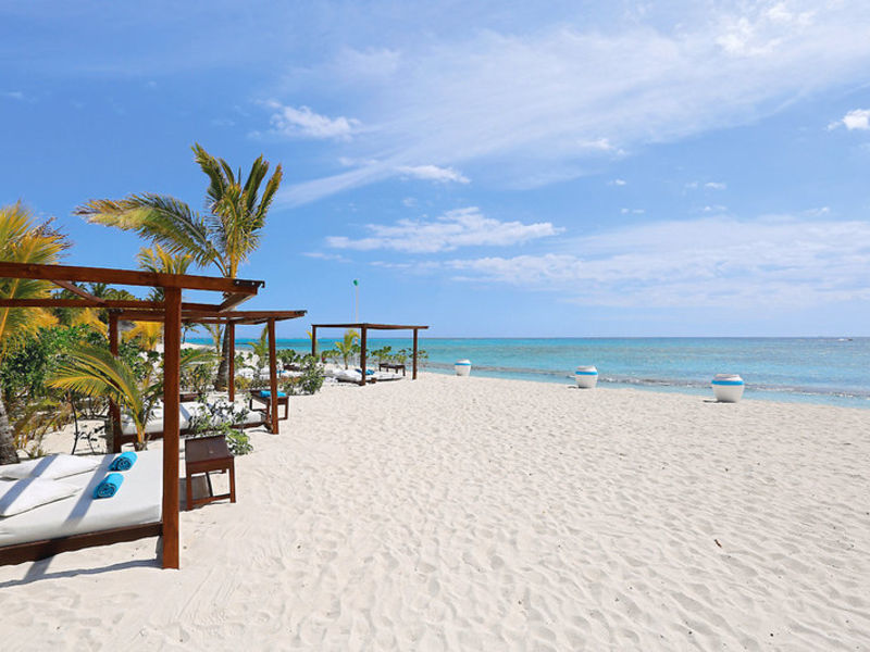 Dinarobin Honeymoon