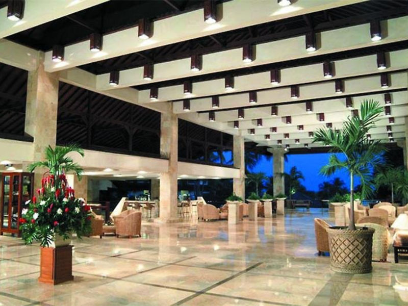 Discovery Kartika Plaza