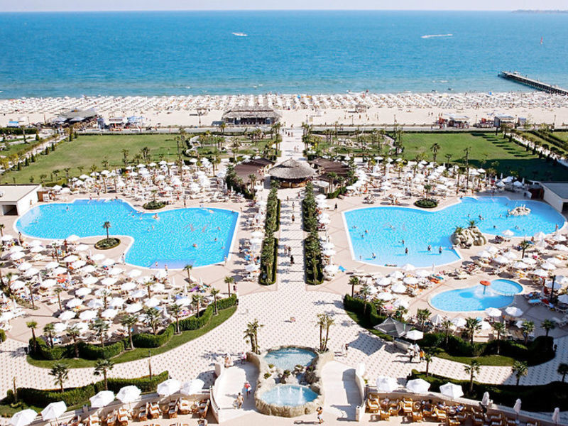 DIT Majestic Beach Resort