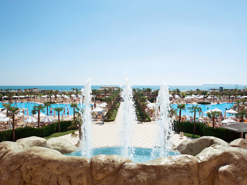 DIT Majestic Beach Resort