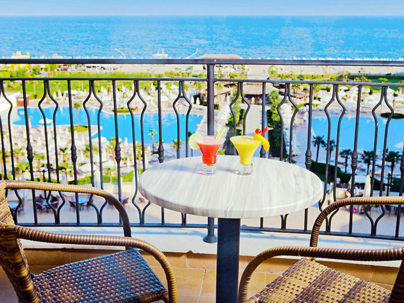 DIT Majestic Beach Resort