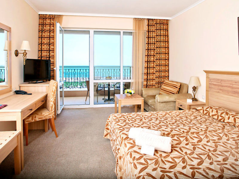 DIT Majestic Beach Resort