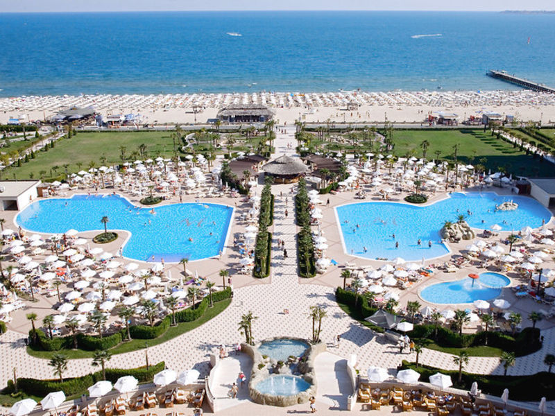 DIT Majestic Beach Resort