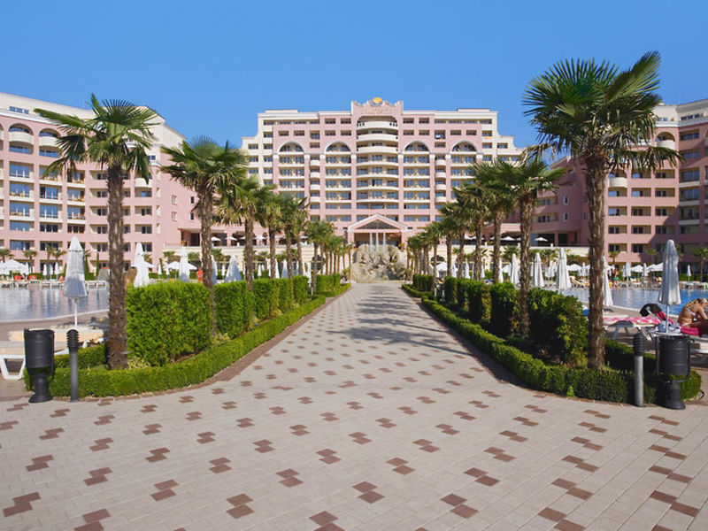 DIT Majestic Beach Resort