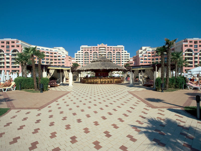 DIT Majestic Beach Resort