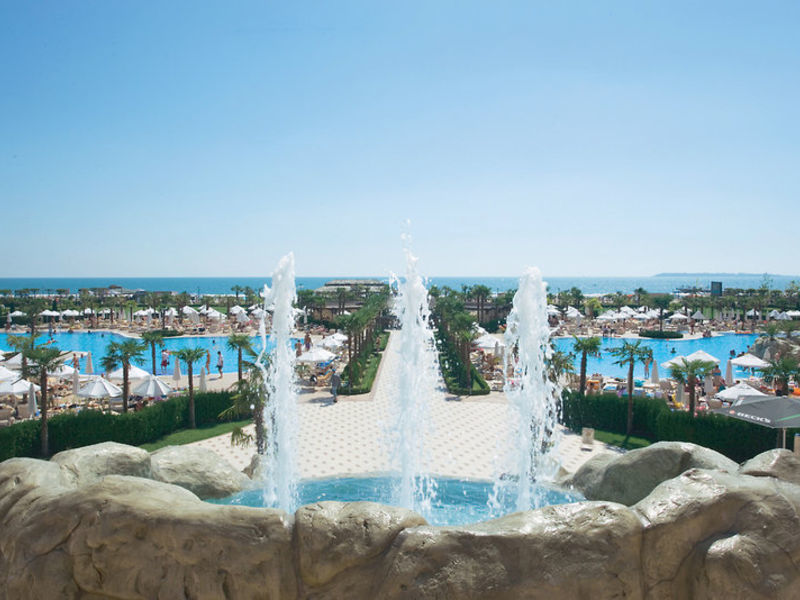DIT Majestic Beach Resort