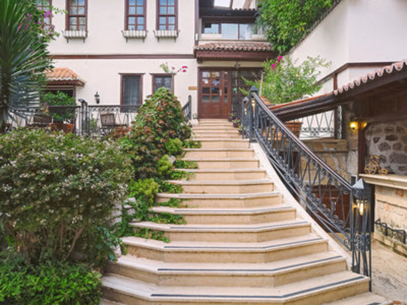 Dogan Hotel
