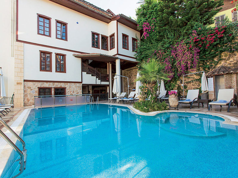 Dogan Hotel