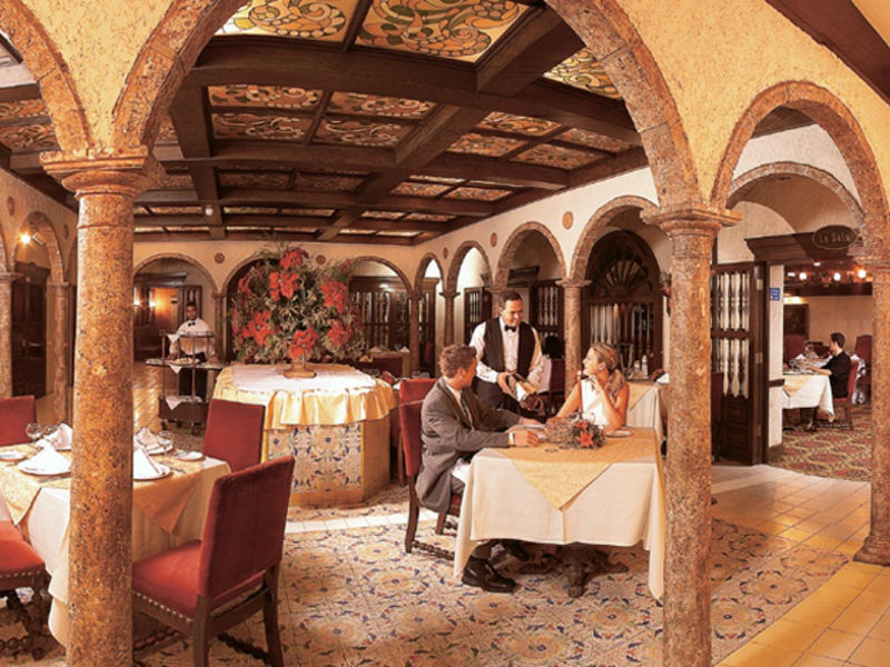 Dominican Fiesta Hotel & Casino