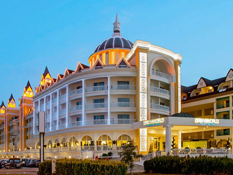 Dream World Resort