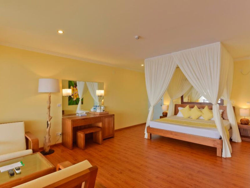 Dreamland, Maldives