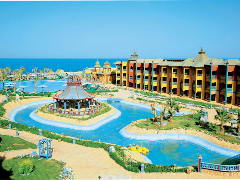 Dreams Beach Resort