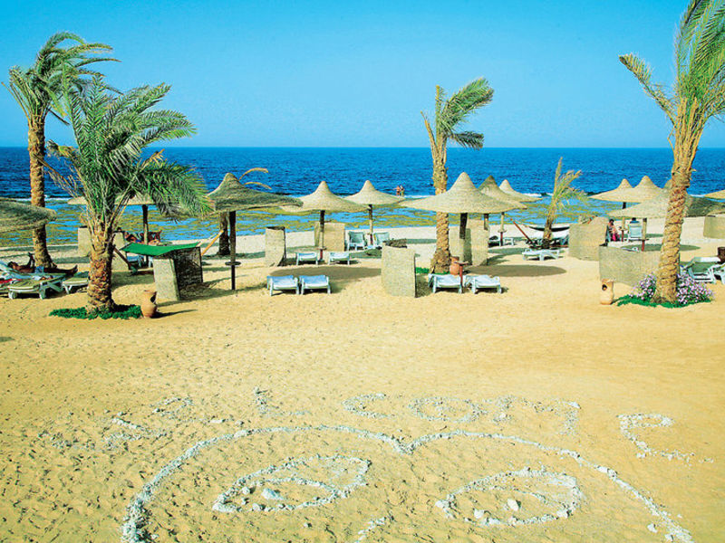 Dreams Beach Resort