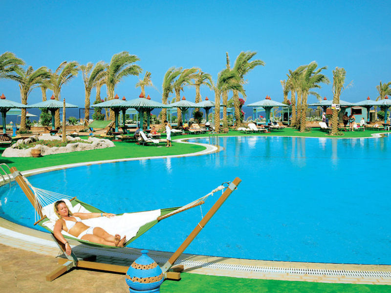 Dreams Beach Resort