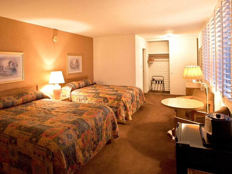Dunes Inn - Wilshire