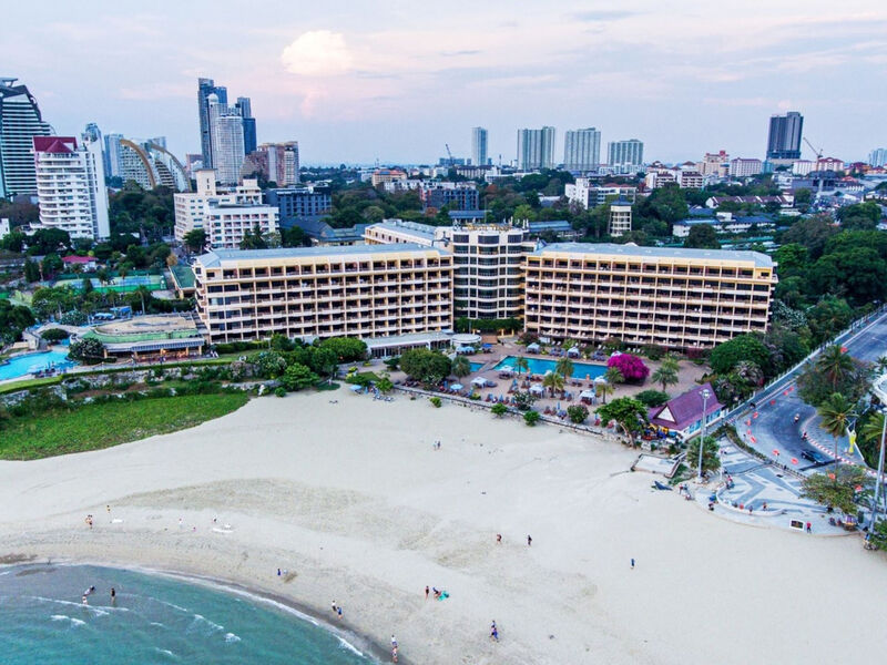 Dusit Thani Pattaya