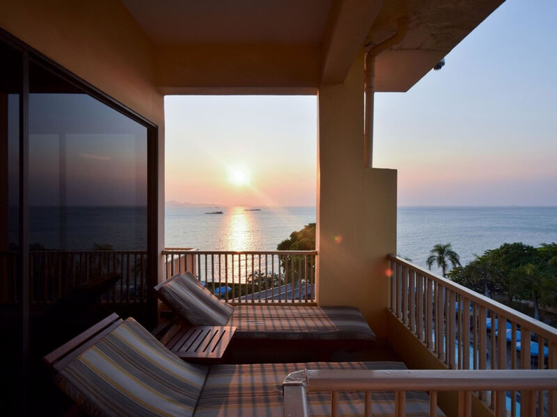 Dusit Thani Pattaya