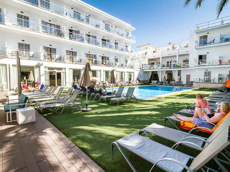 Eix Alcudia Hotel