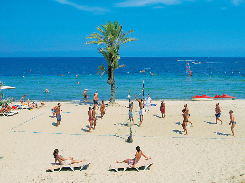 El Mouradi Skanes Beach