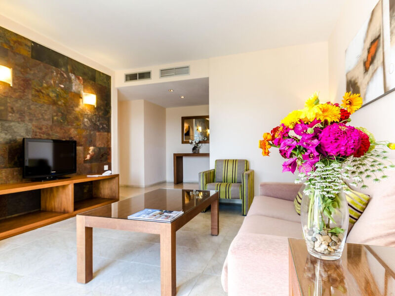 El Plantio Golf Resort