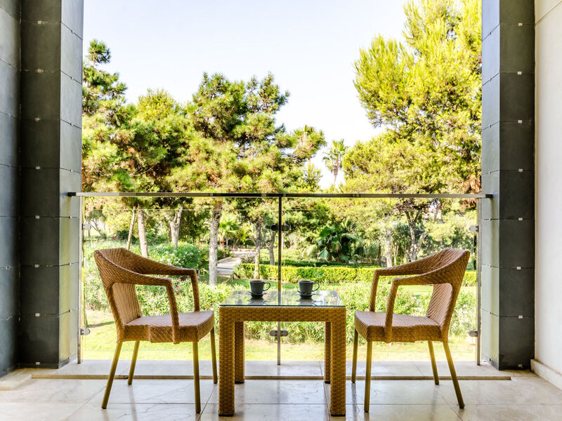 El Plantio Golf Resort