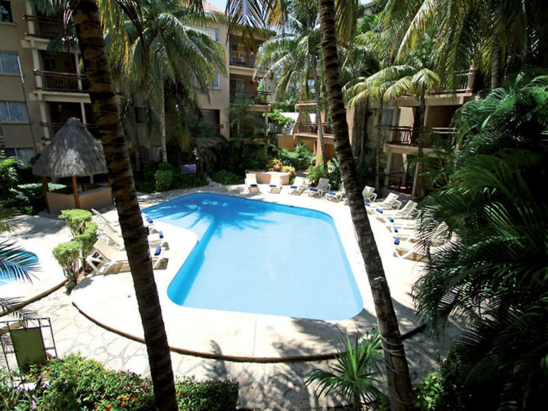 El Tucan Hotel and Beach Club