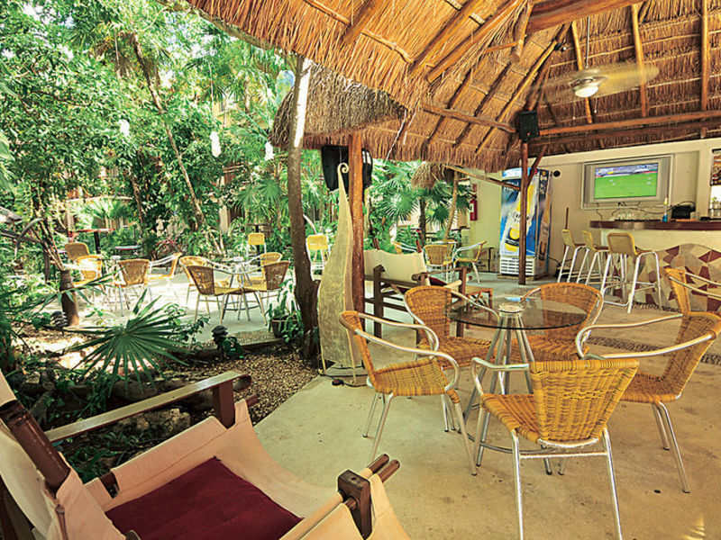 El Tucan Hotel and Beach Club