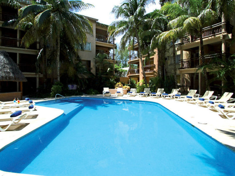 El Tucan Hotel and Beach Club