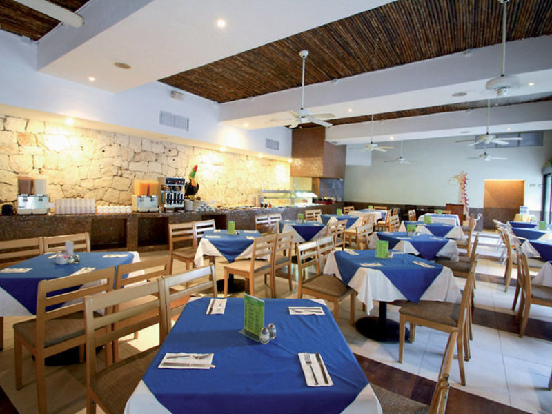 El Tucan Hotel and Beach Club