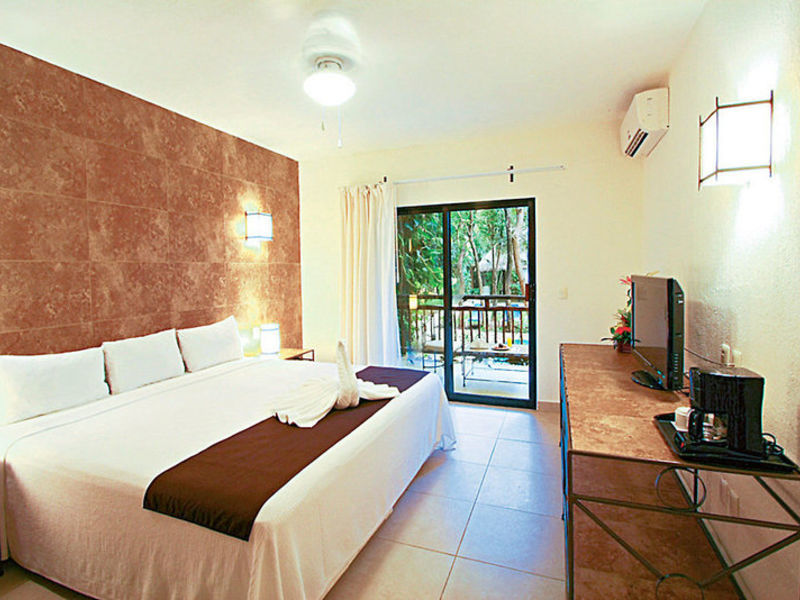 El Tukan Hotel and Beach Club