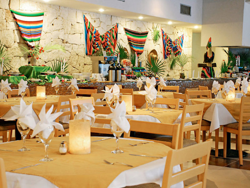 El Tukan Hotel and Beach Club