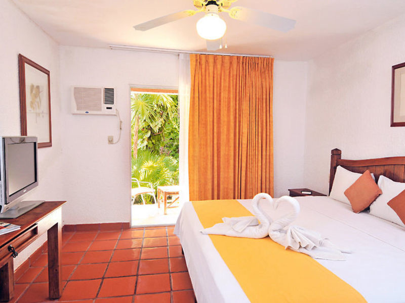 El Tukan Hotel and Beach Club