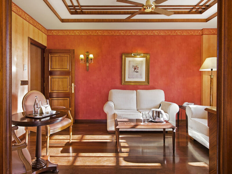 Elba Palace &Amp; Golf Resort