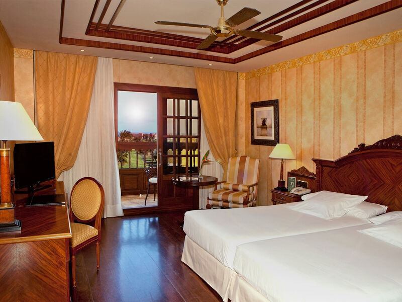 Elba Palace &Amp; Golf Resort