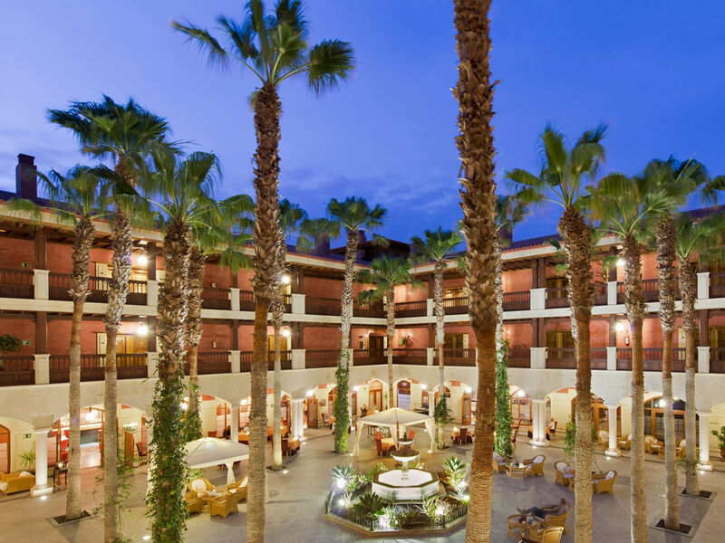 Elba Palace &Amp; Golf Resort