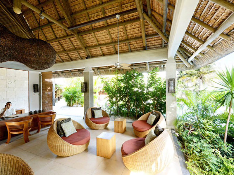 Emeraude Beach Hotel