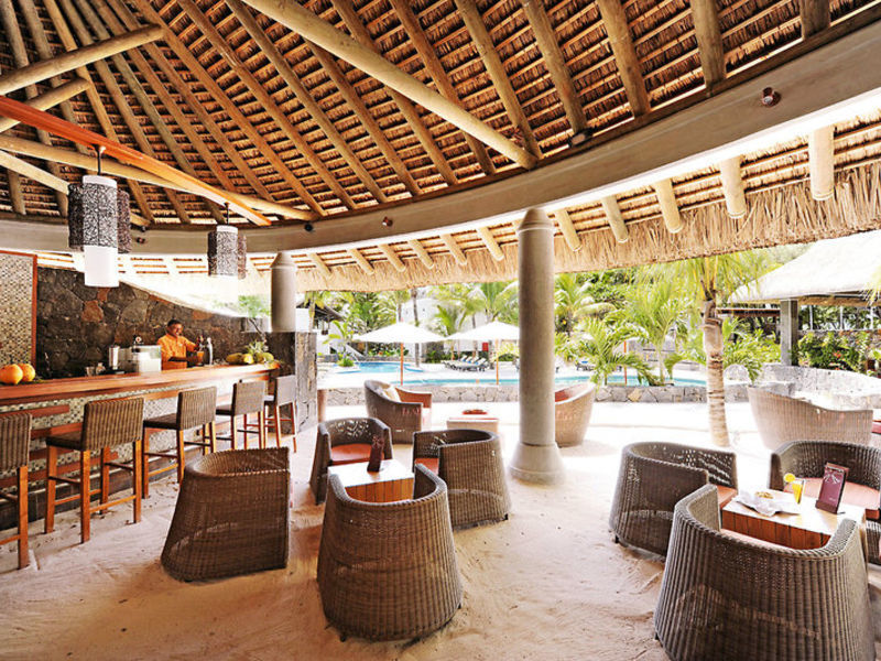 Emeraude Beach Hotel