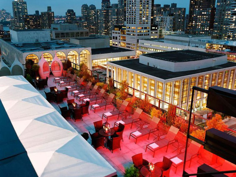 Empire Hotel