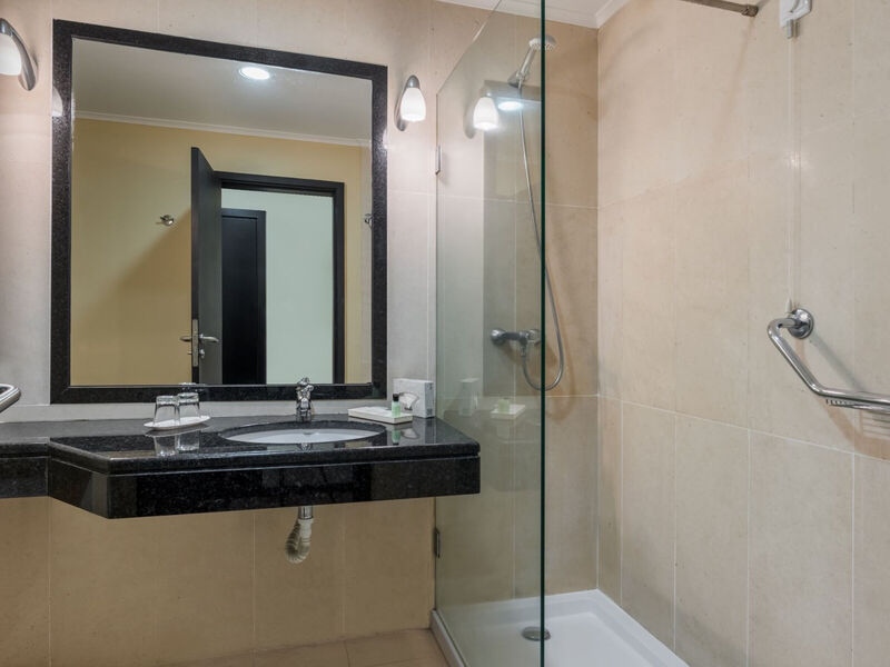 Enotel Golf Santo De Serra