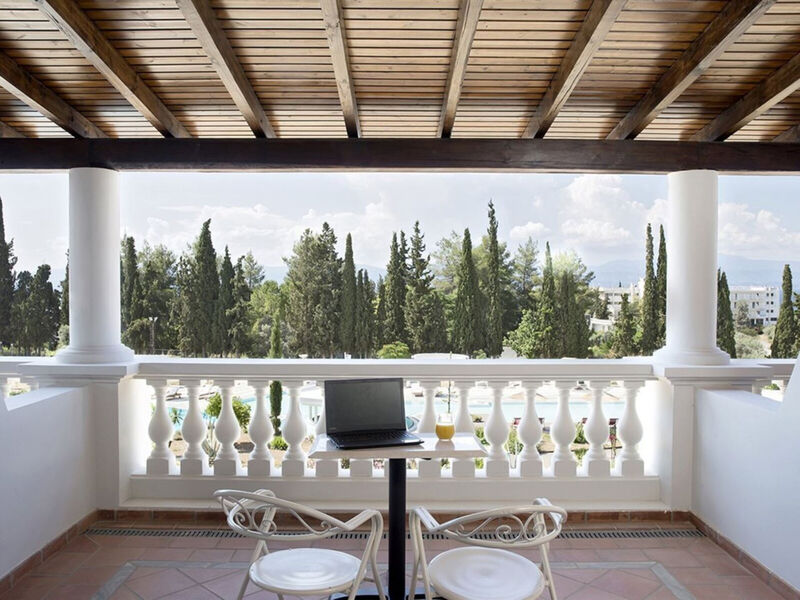 Erteria Hotel & Spa Resort