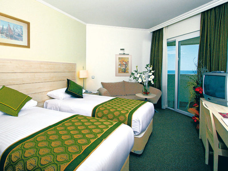 Feabeach Side