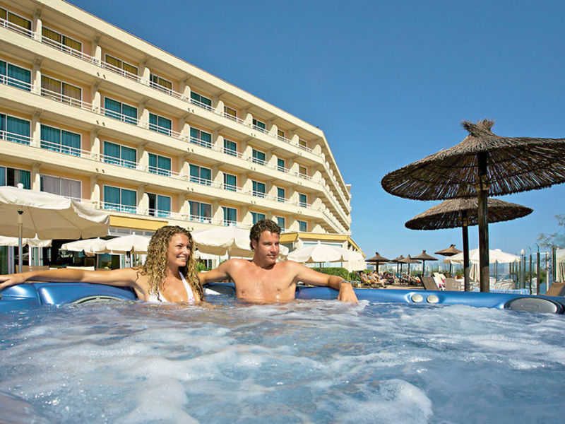 Ferrer Concord Hotel & Spa