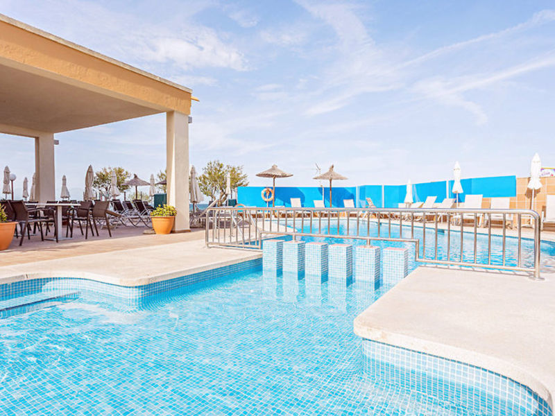 Ferrer Concord Hotel & Spa
