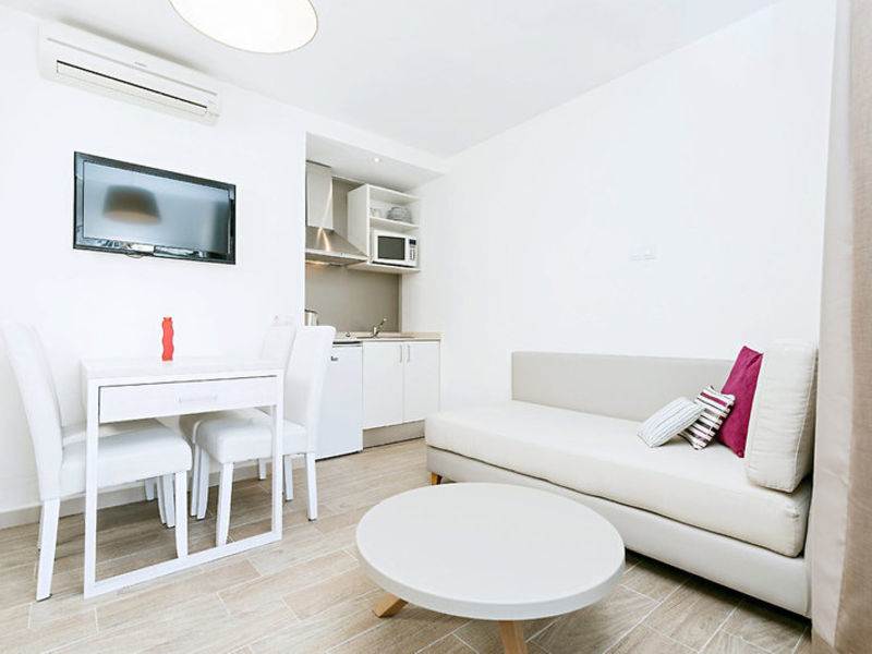 Ferrer Janeiro Hotel & Spa