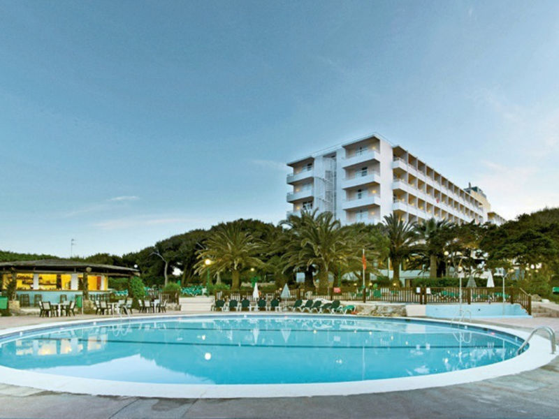 Fiesta Hotel Cala Nova